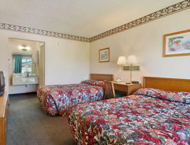 Hotel Days By Wyndham Daytona Speedway