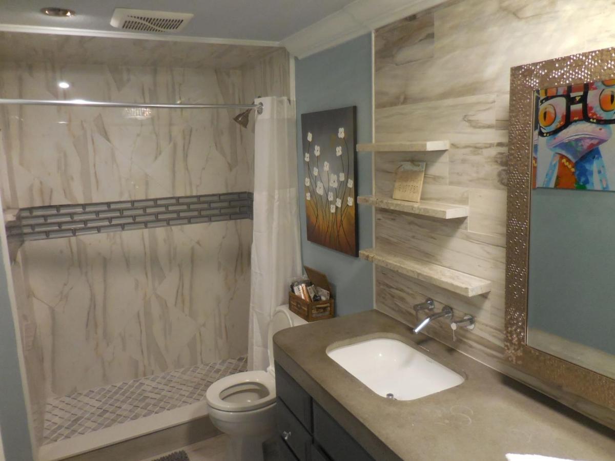 #1 Island Hideaway * Fort Myers Beach