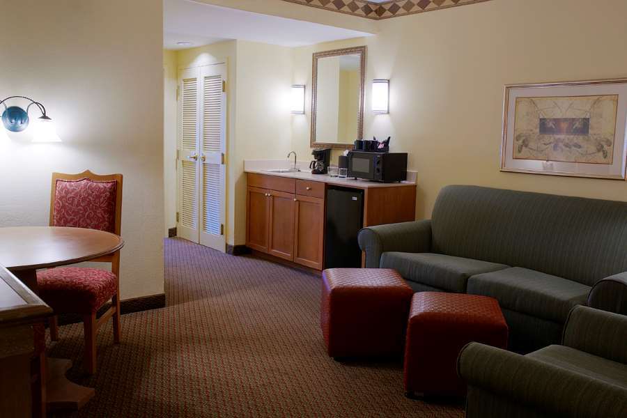 Embassy By Hilton Orlando North Hotel