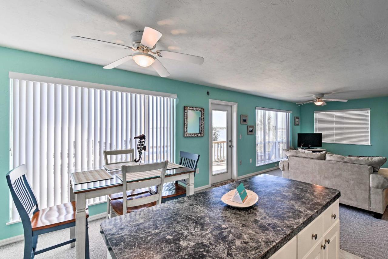 Beachfront With Pool, And Views! Apartment Cedar Key