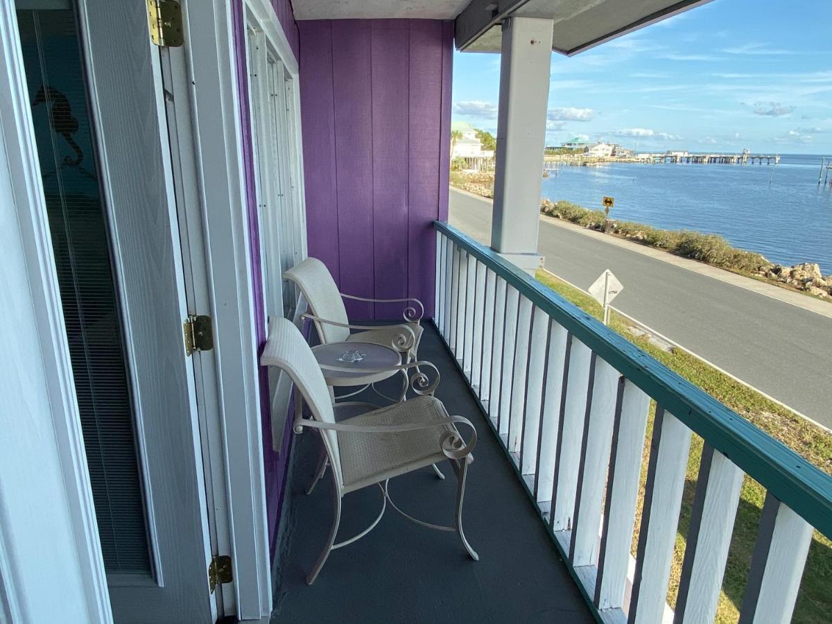 Beach Front Cedar Key