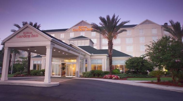 Hilton Garden Airport