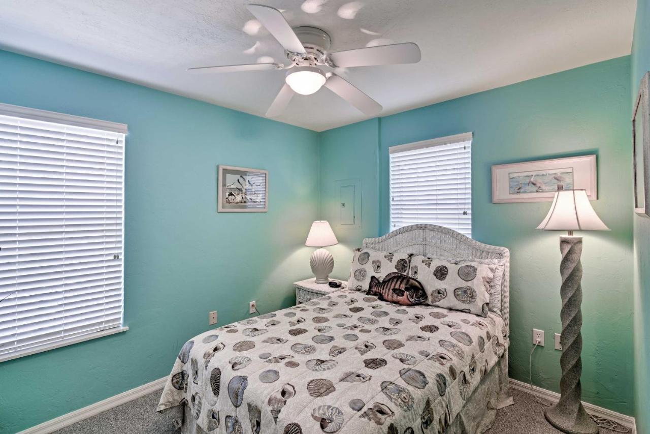 Beachfront With Pool, And Views! Cedar Key