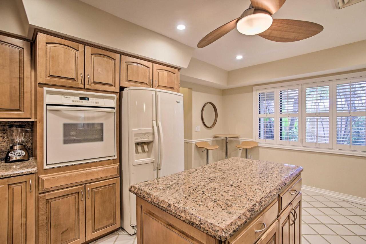 Updated And Private Oakland Park Gem About 2 Mi To Holiday home *