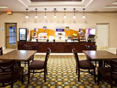 Express Northwest By Ihg