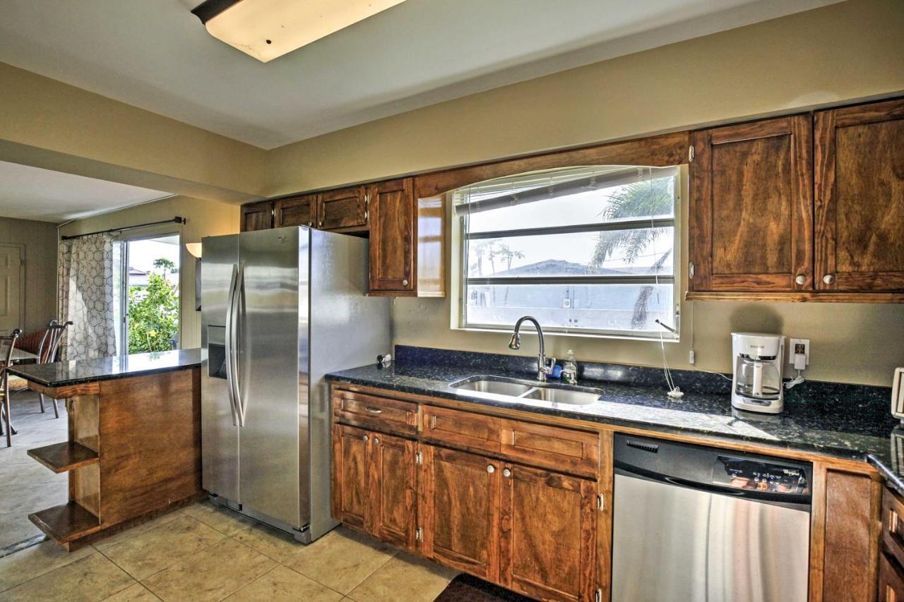 Holiday home Pet-friendly Daytona Home, Walk To The Ocean