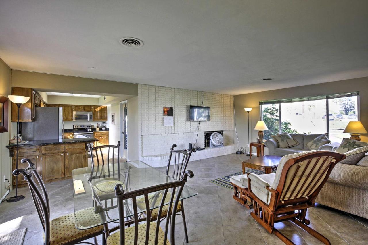Holiday home Pet-friendly Daytona Home, Walk To The Ocean *