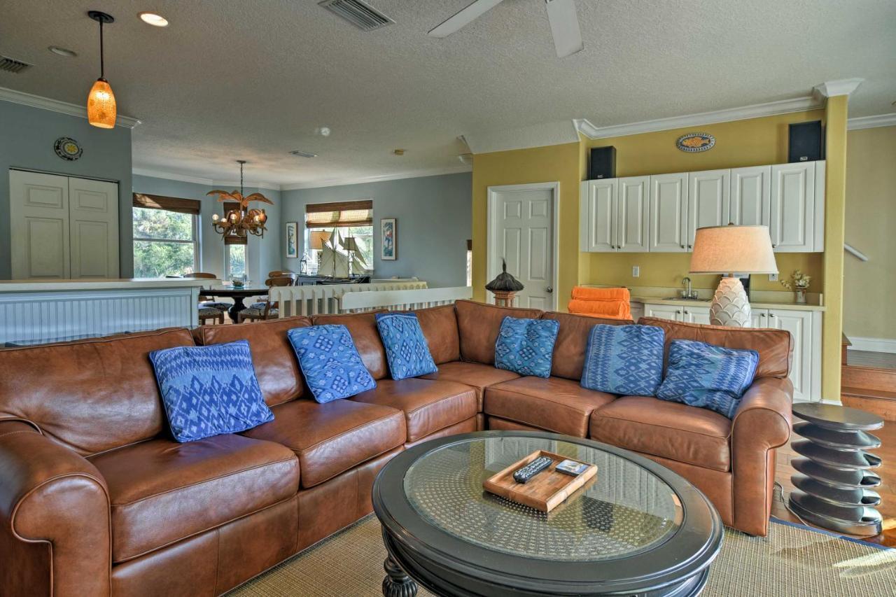 Holmes Pool, Hot Tub, Walk To Beach! * Holmes Beach