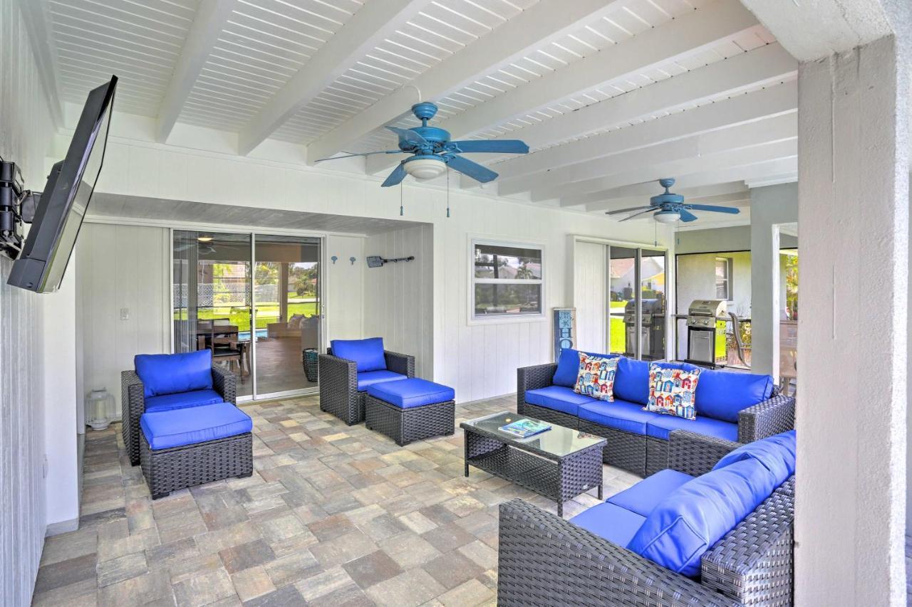 With Lavish Patio And Private Pool! Holiday home *