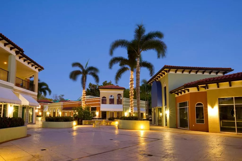 The Florida & Conference Center In The Florida Mall 4* Orlando