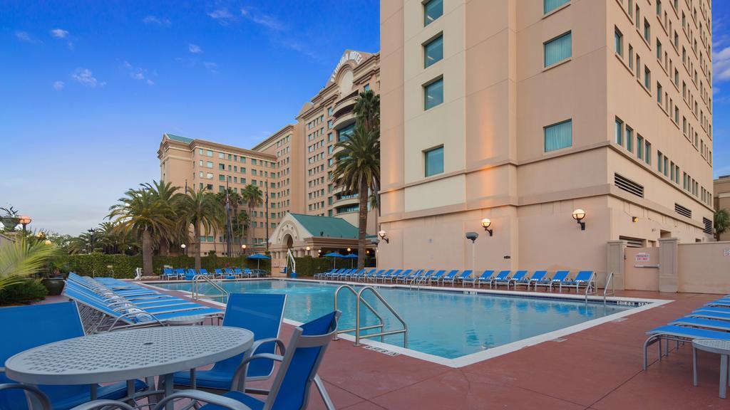 The Florida & Conference Center In The Florida Mall Hotel