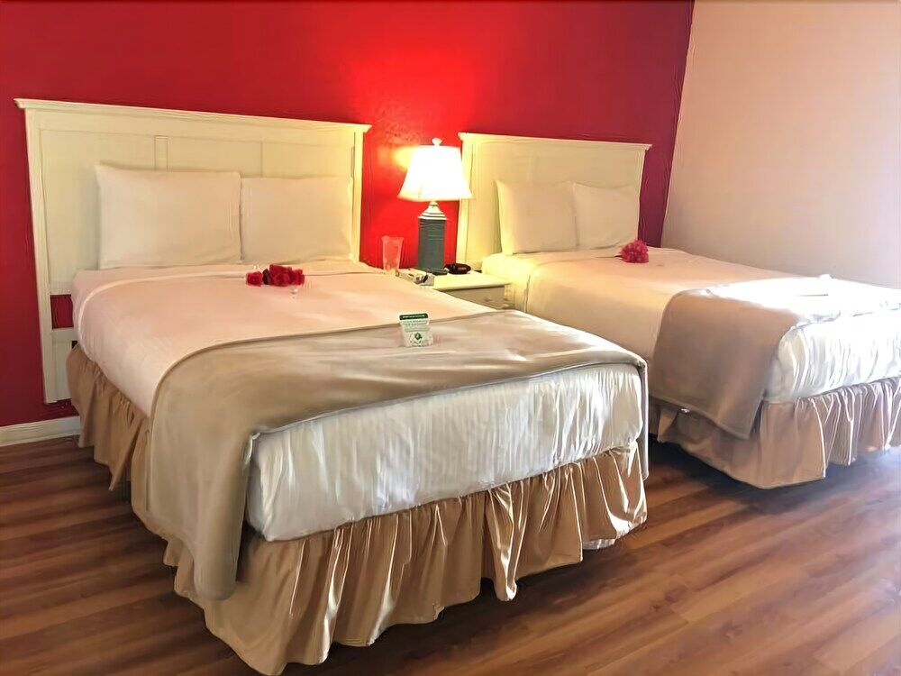 Island Sun & - Venice, Florida Historic Downtown & Getaway 2* Venice