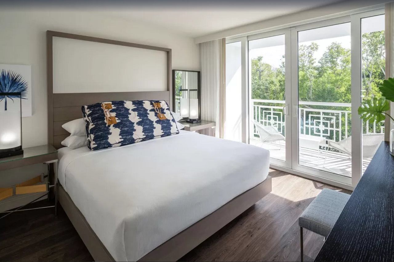 Resort Baker's Cay Key Largo, Curio Collection By Hilton