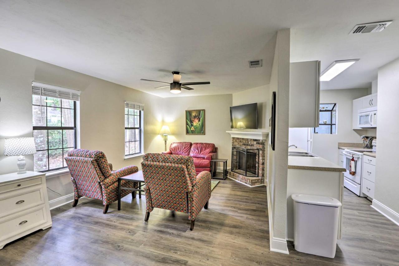 Charming Townhouse About 3 Mi To Fsu! Holiday home Tallahassee