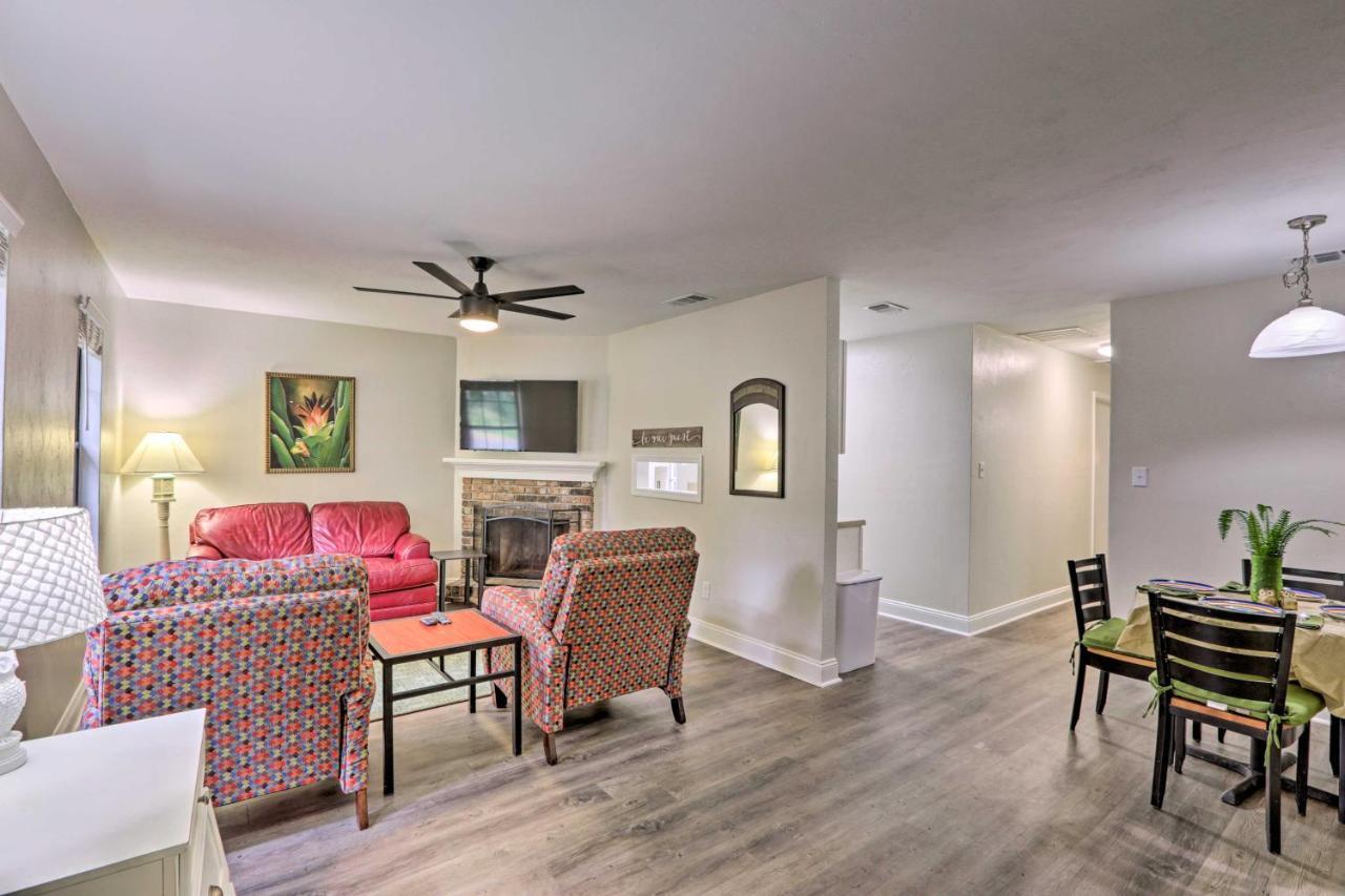 Charming Townhouse About 3 Mi To Fsu! Holiday home