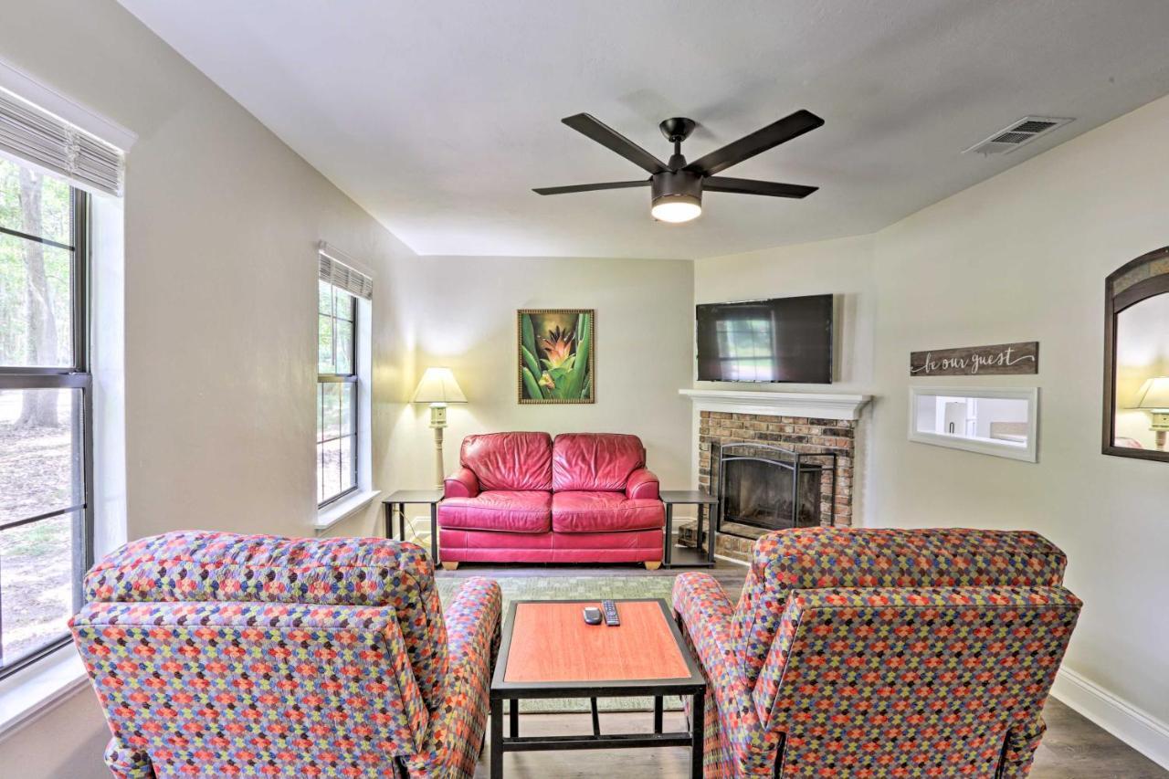 Charming Townhouse About 3 Mi To Fsu! Holiday home