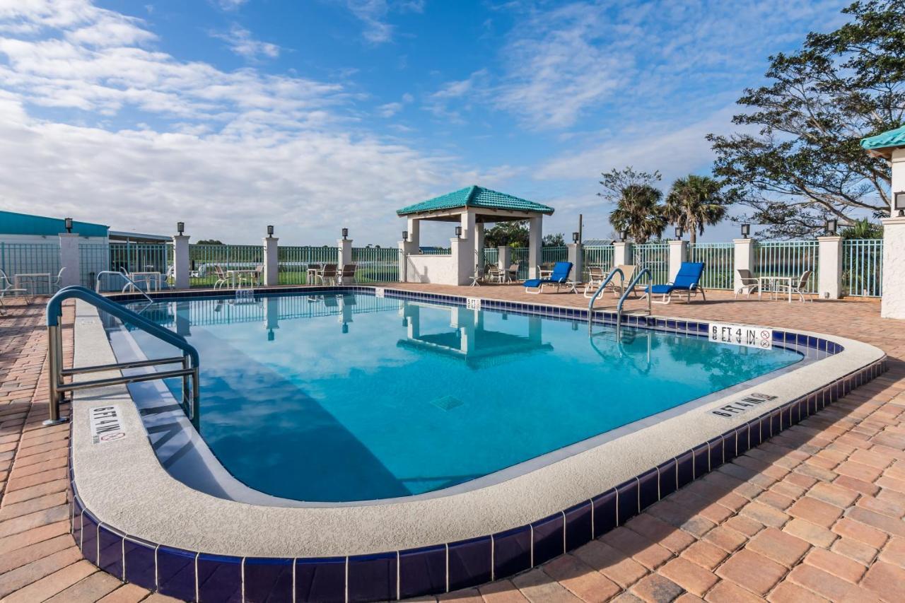 Resort Days & By Wyndham Okeechobee
