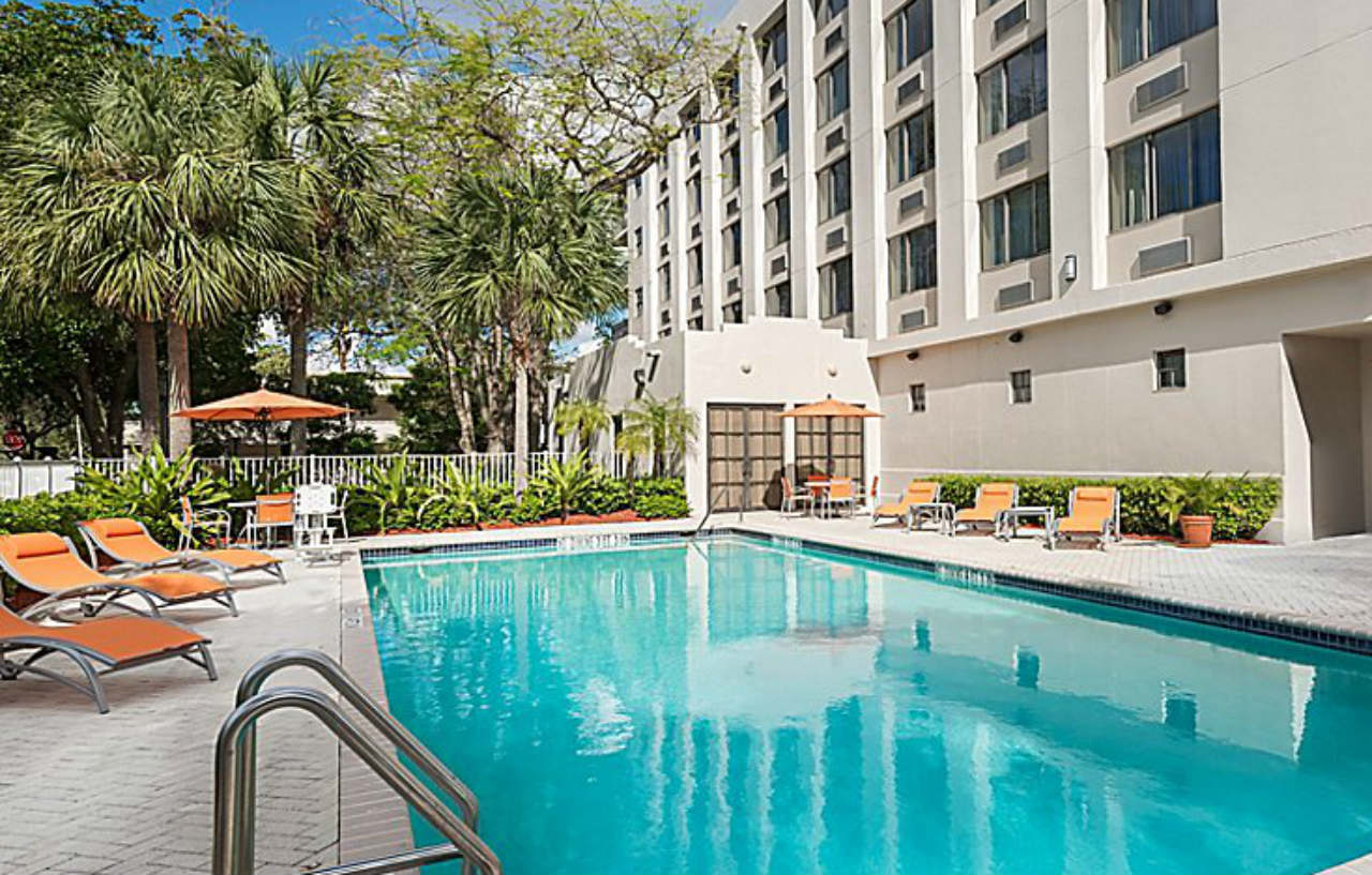 Express & Ft. Lauderdale-plantation By Ihg Hotel