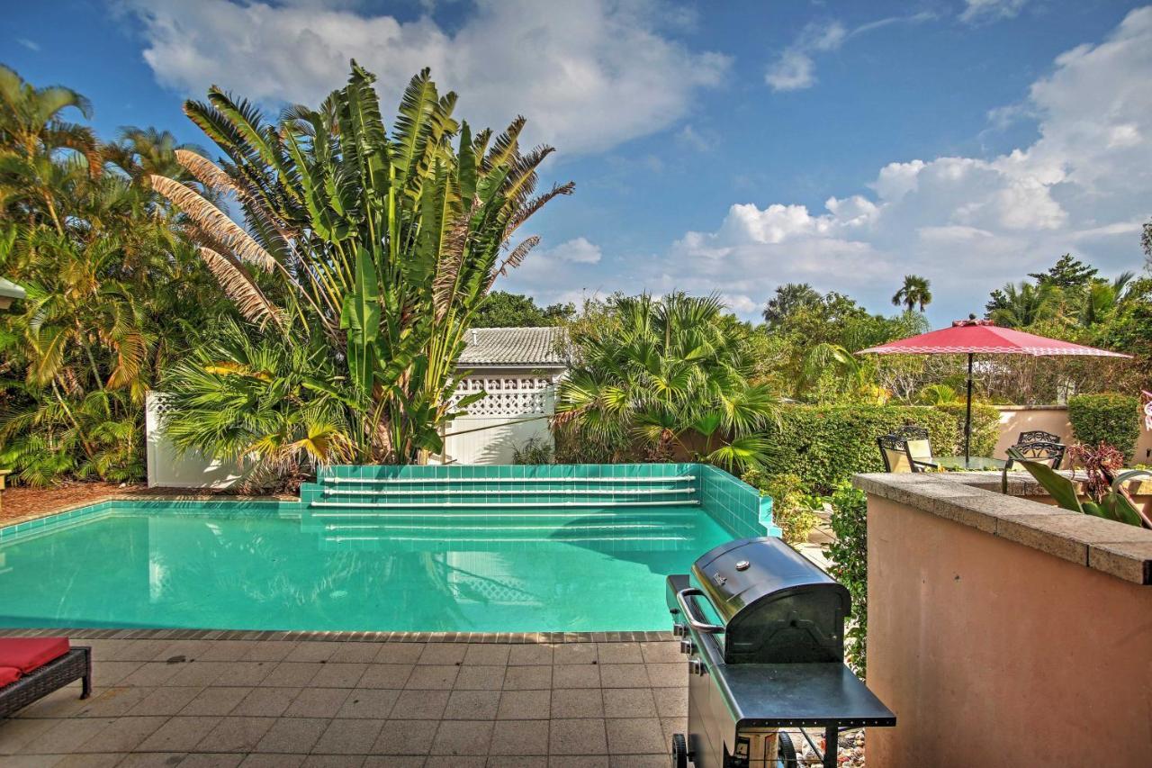 Large Pompano With Pool Walk To Private Holiday home *