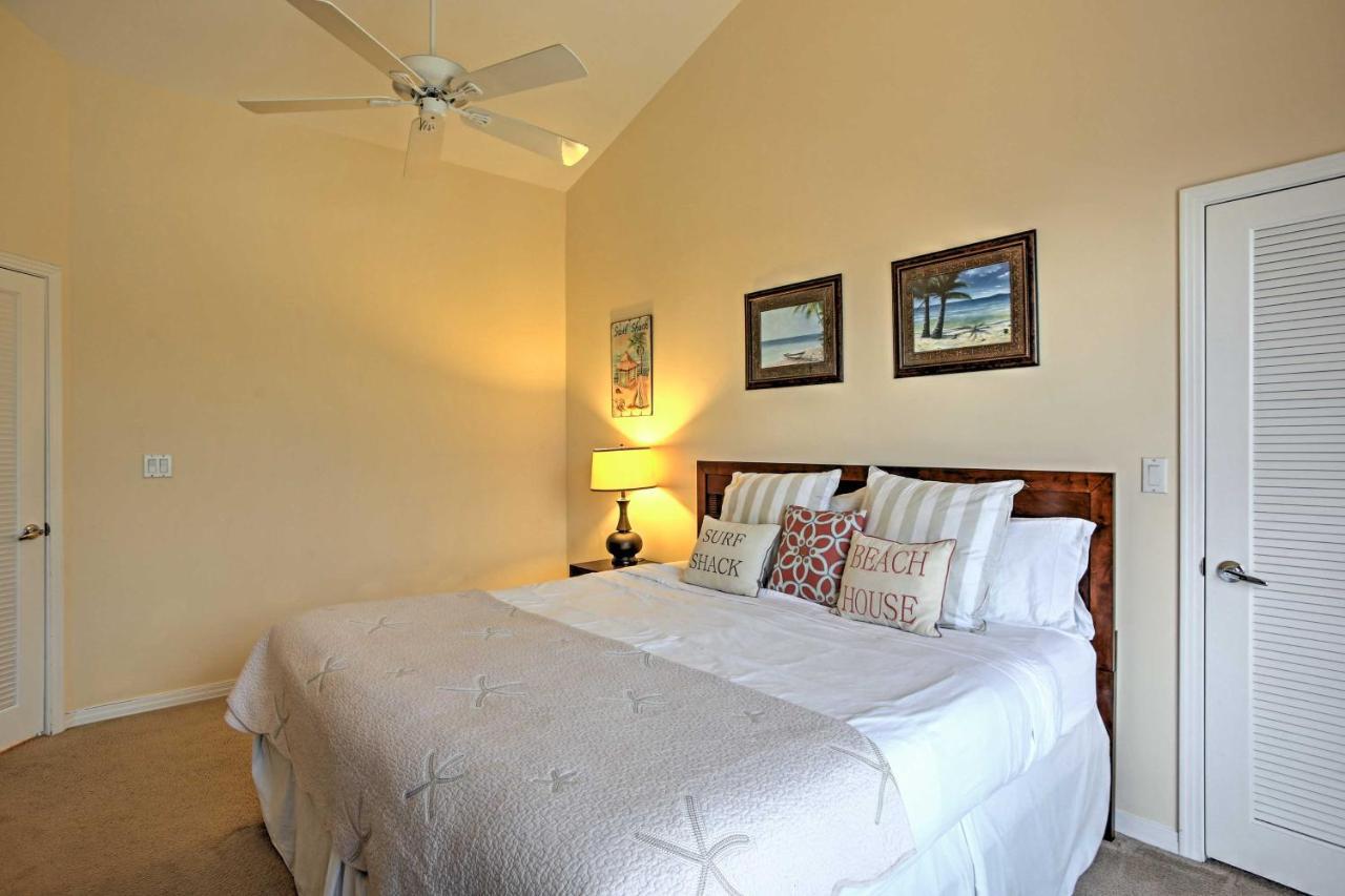 Large Pompano With Pool Walk To Private Holiday home *