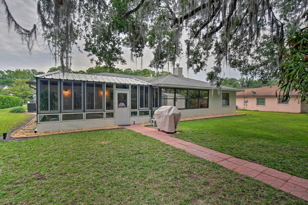 Riverfront With Private Dock! Holiday home *