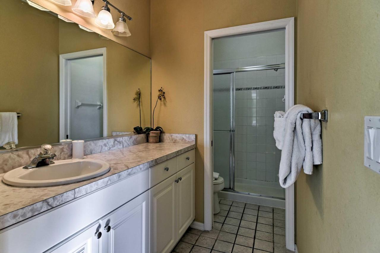 Holmes Pool, Hot Tub, Walk To Beach! * Holmes Beach