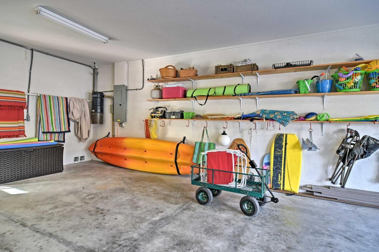 Holmes Pool, Hot Tub, Walk To Beach! Holiday home