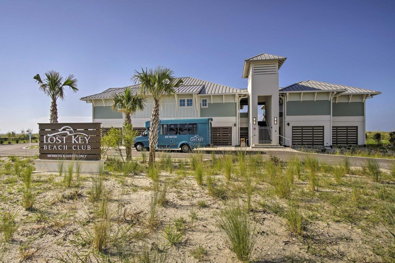 Lost Key Golf Townhome Less Than 1 Mi To Beach! Holiday home