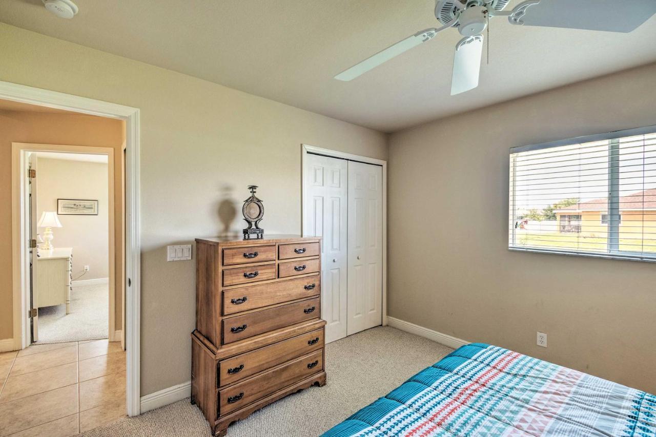 Ideally Located Abode With Heated Pool! Holiday home *