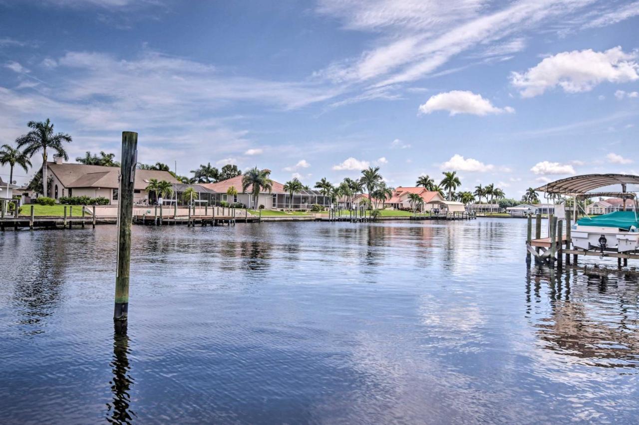 Holiday home Canalfront With Private Dock! *