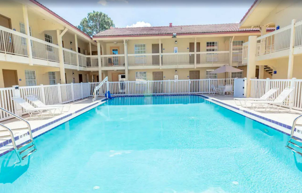 Days By Wyndham Baymeadows Motel