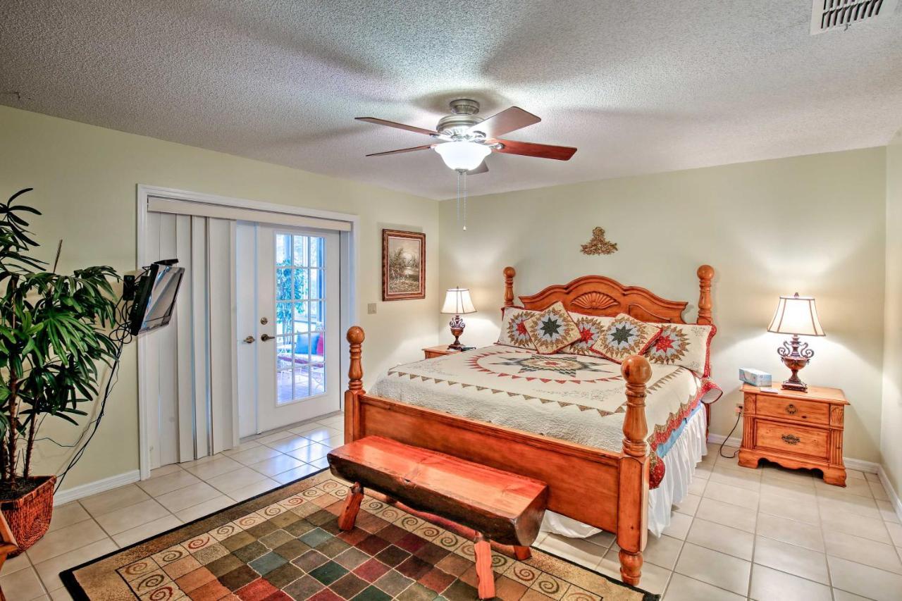 Riverfront With Private Dock! *