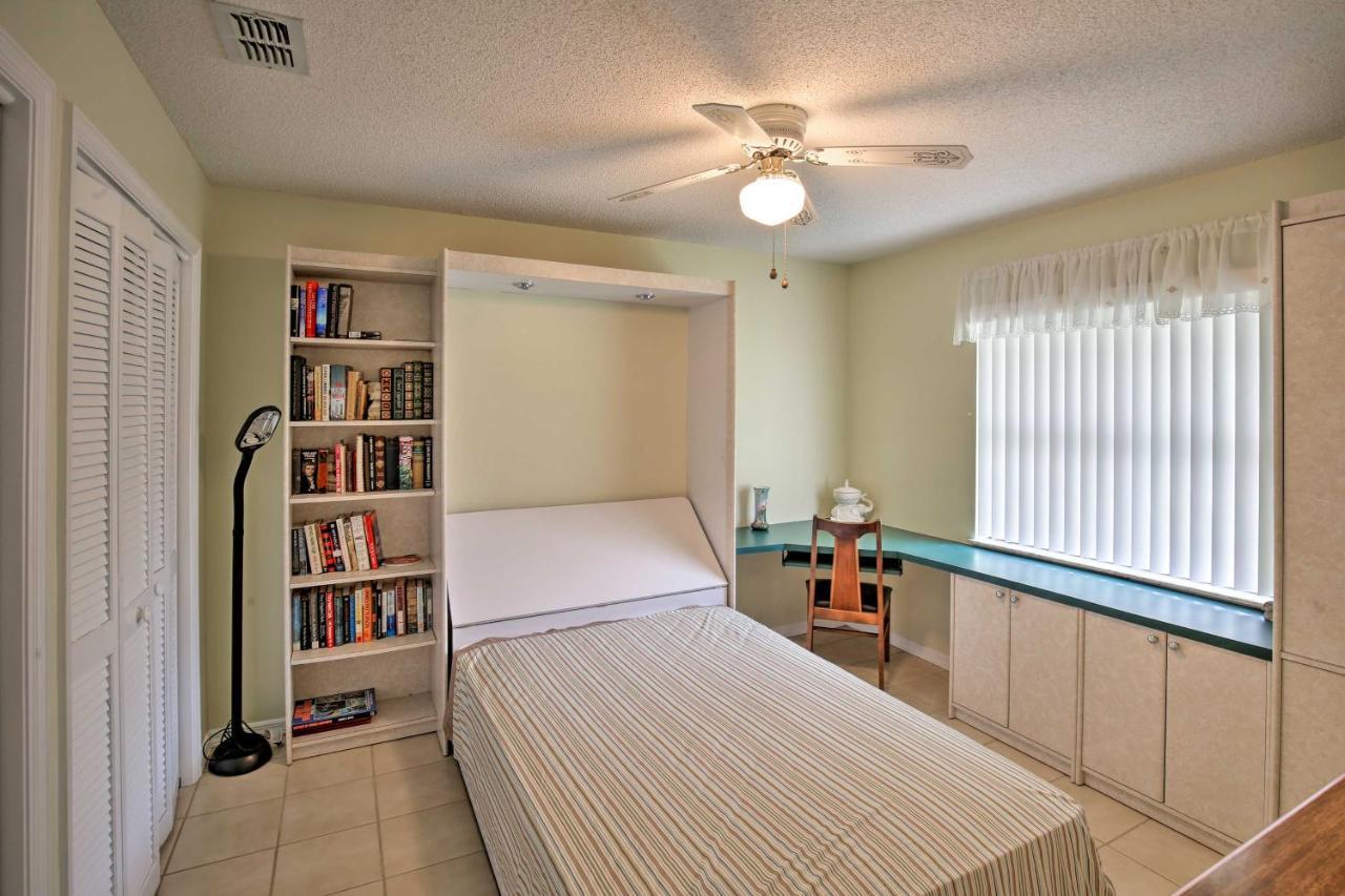 Riverfront With Private Dock! Holiday home Dunnellon