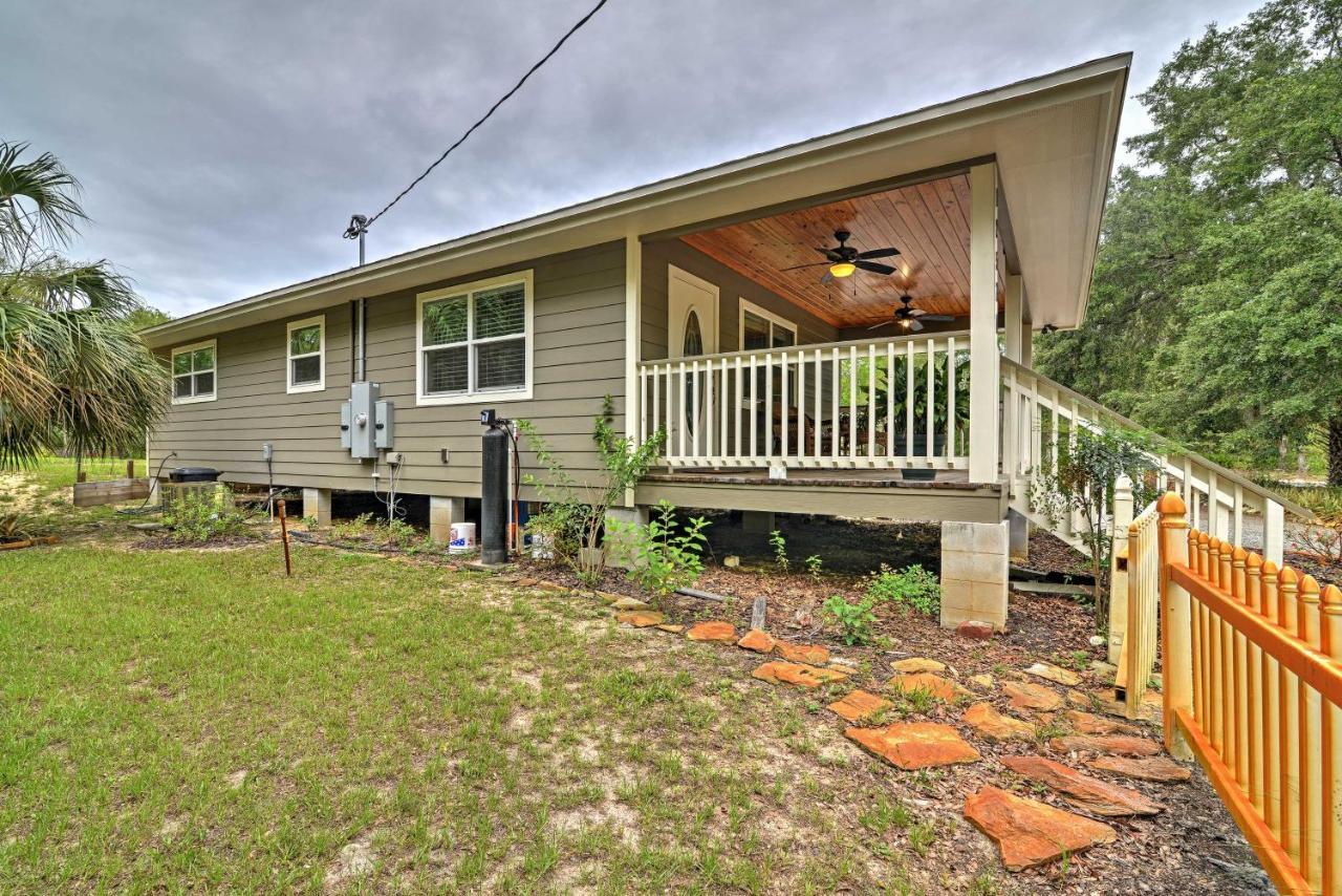 Crystal River On 1 Acre With Deck And Porch!