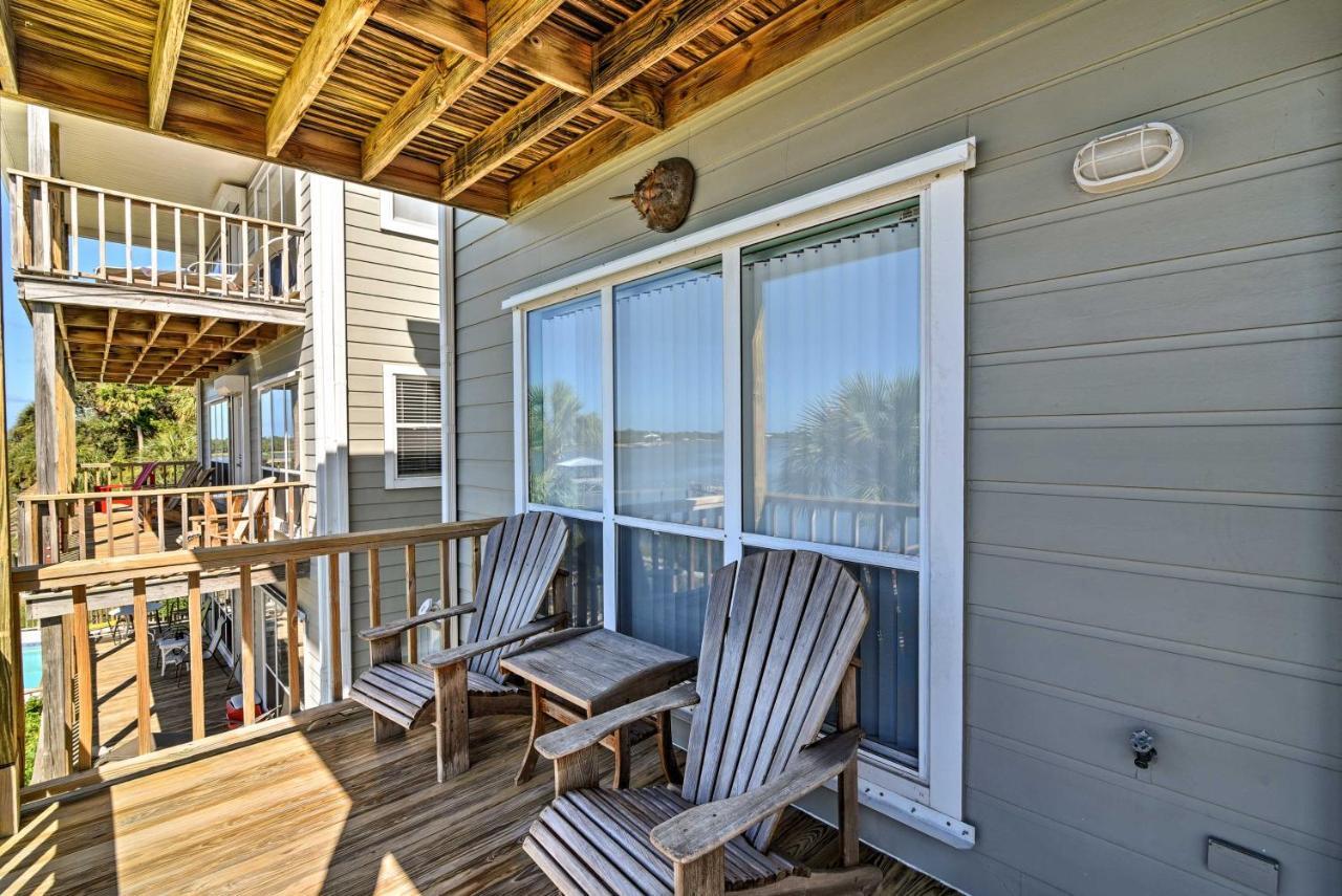 Beachfront With Pool, And Views! Cedar Key