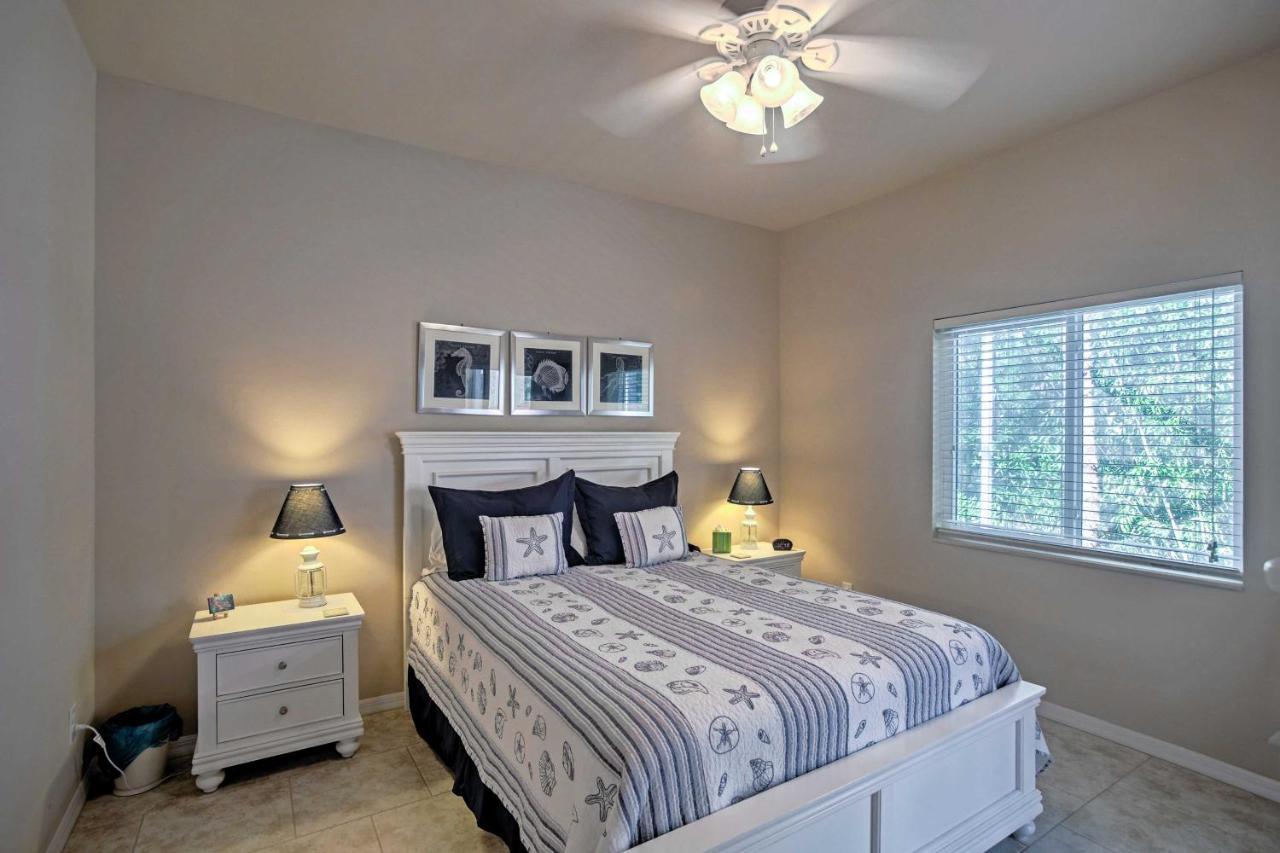 With Private Pool And Tiki Bar! * Bokeelia