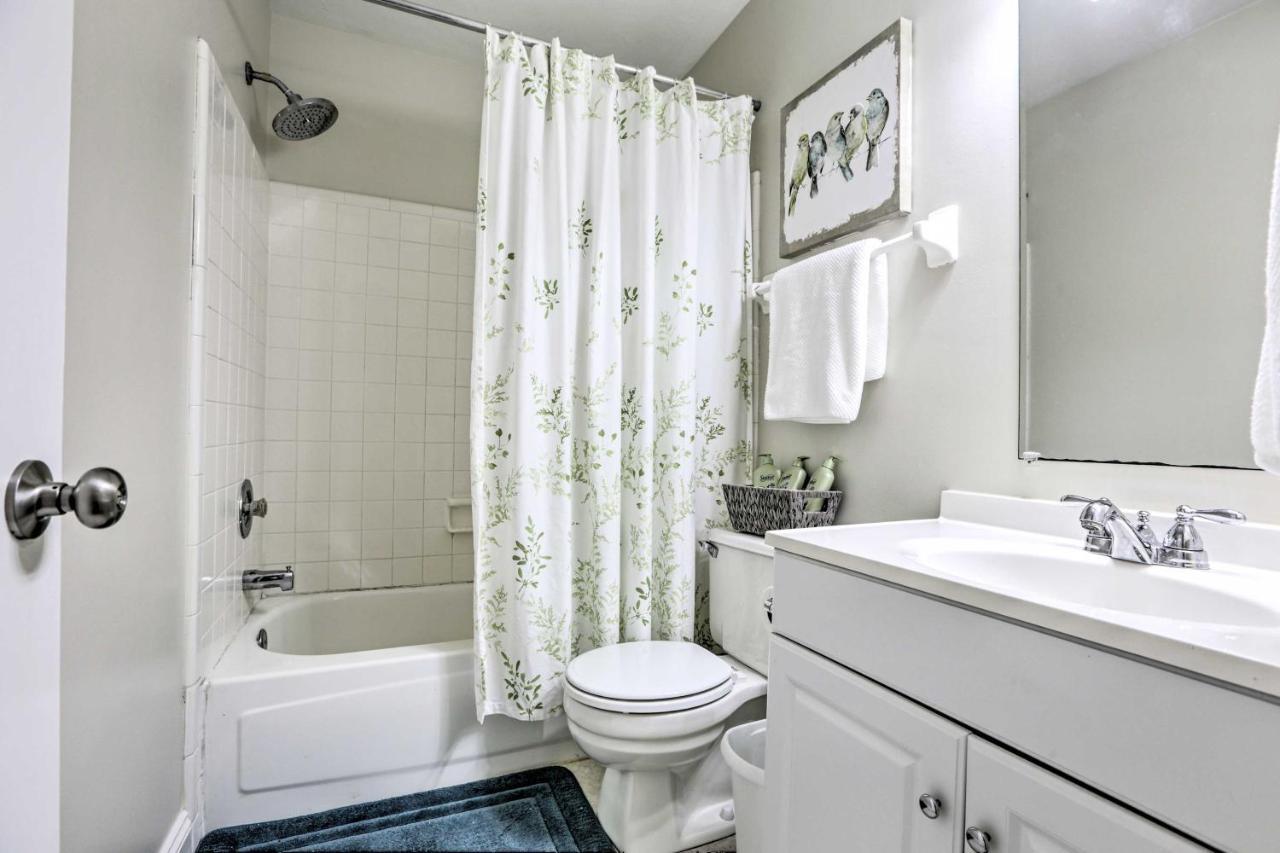 Charming Townhouse About 3 Mi To Fsu! Tallahassee