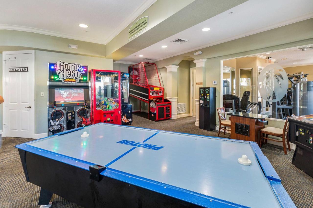 Holiday home World Game Room, Pool And Perks! Orlando