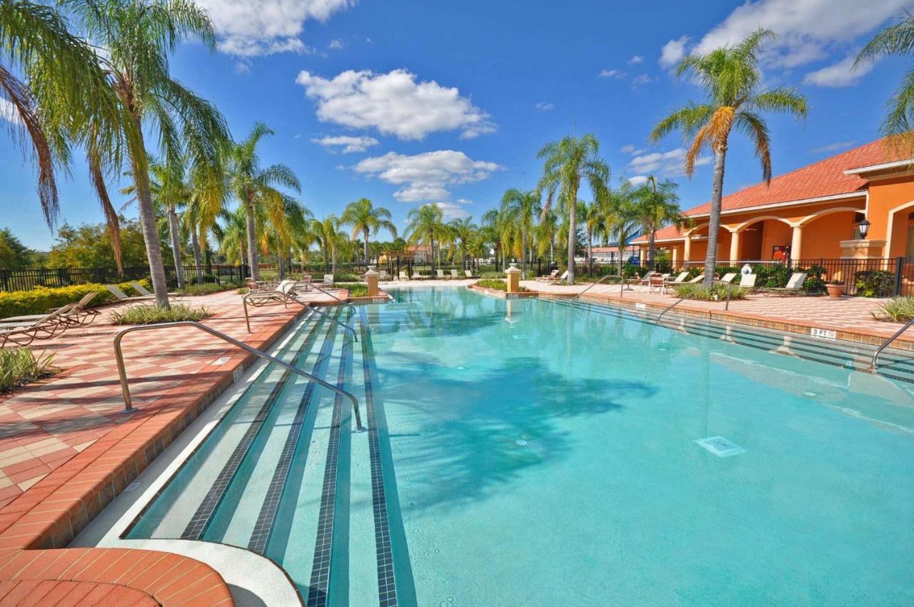 Bella Vida 4 Bedroom Vacation With Pool 1515 Holiday home Kissimmee