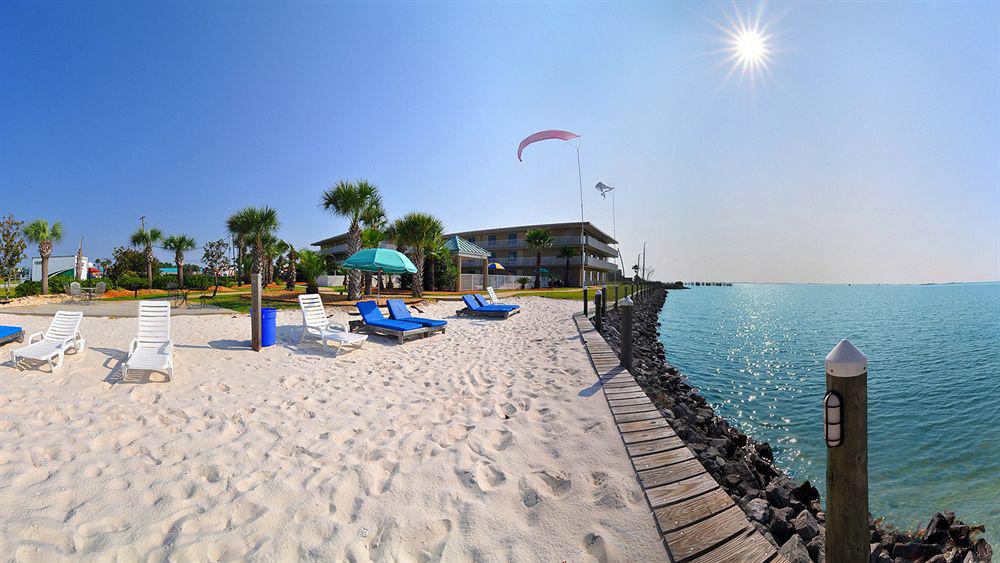 Western Waterfront Hotel Navarre