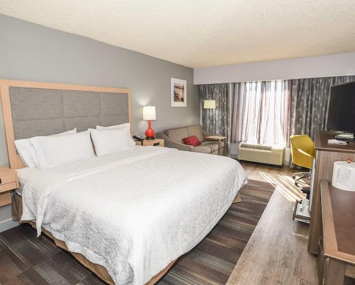 Hampton - East Regency Square Hotel Jacksonville