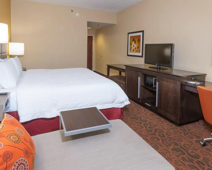 Hampton & Jacksonville-airport Hotel