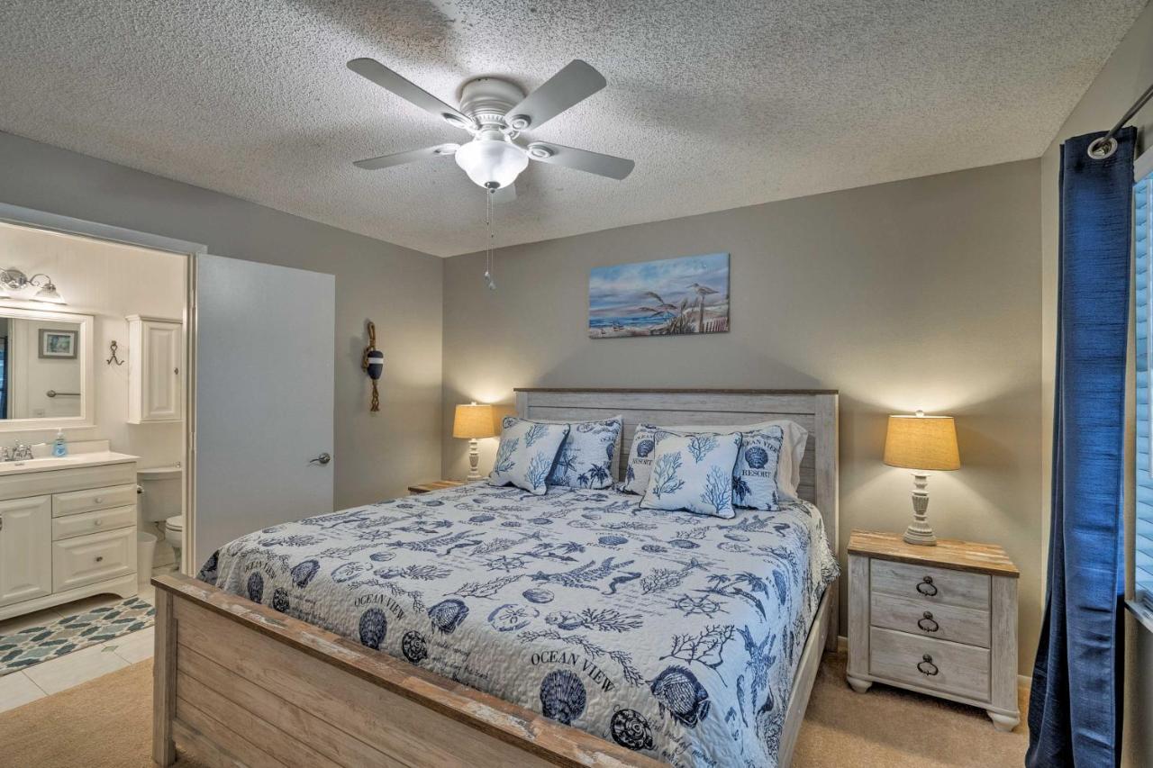 Breezy With Private Pool Near Beach!