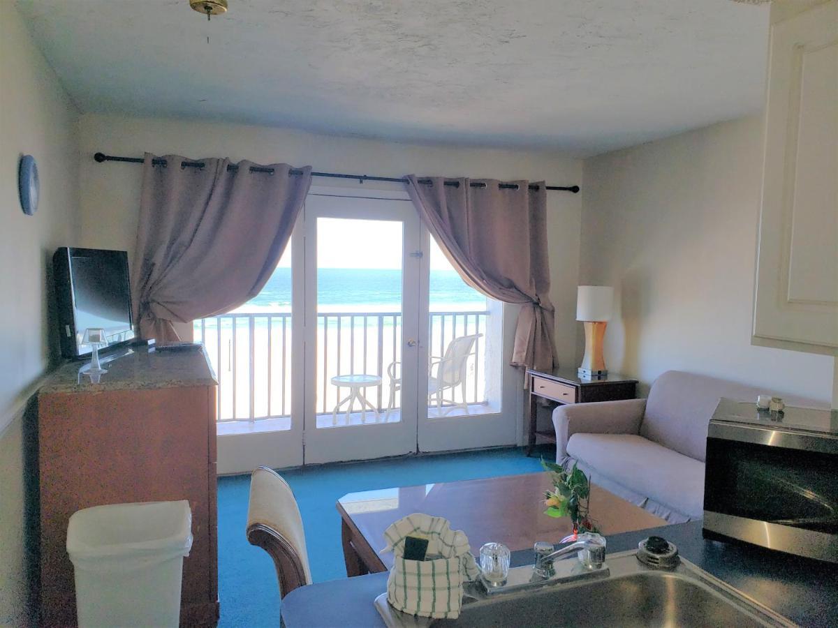 Aparthotel Quarters Daytona 3*