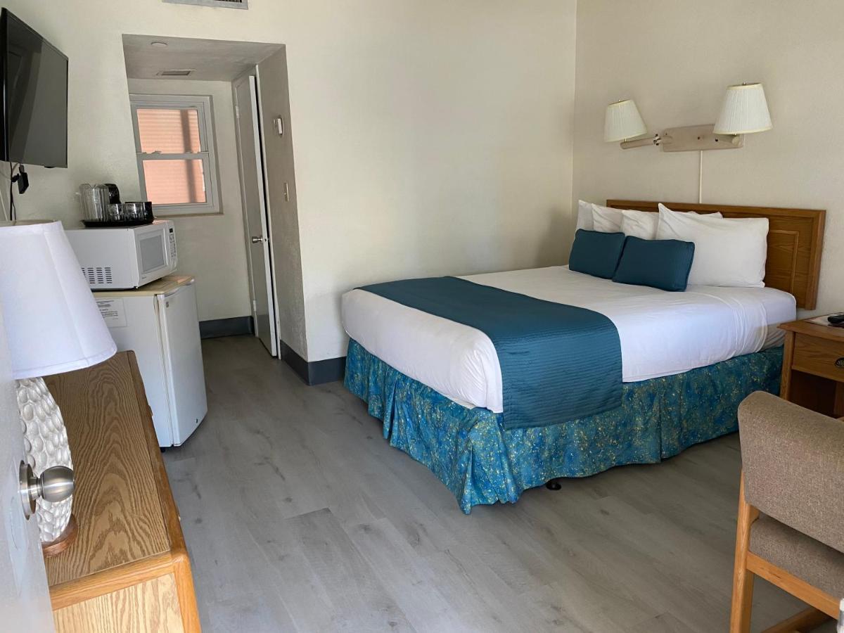 Shell Hotel 3*