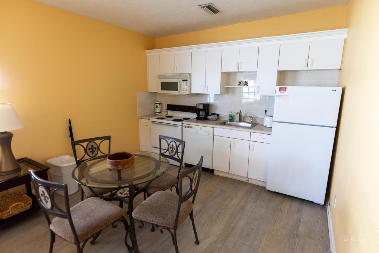 Guest house By Beachside Management Siesta Key