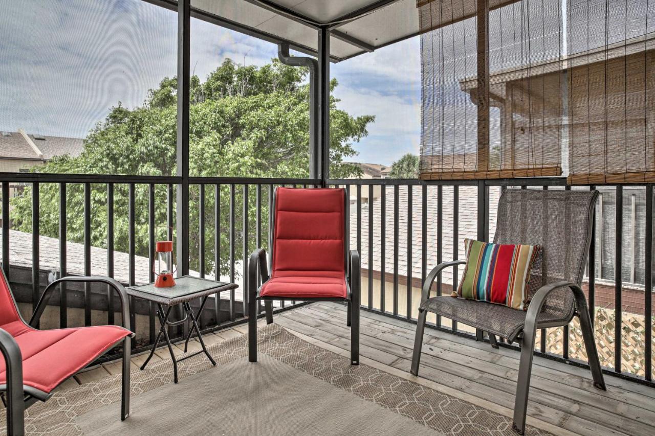 Updated Townhome, Walk To The * Cape Canaveral