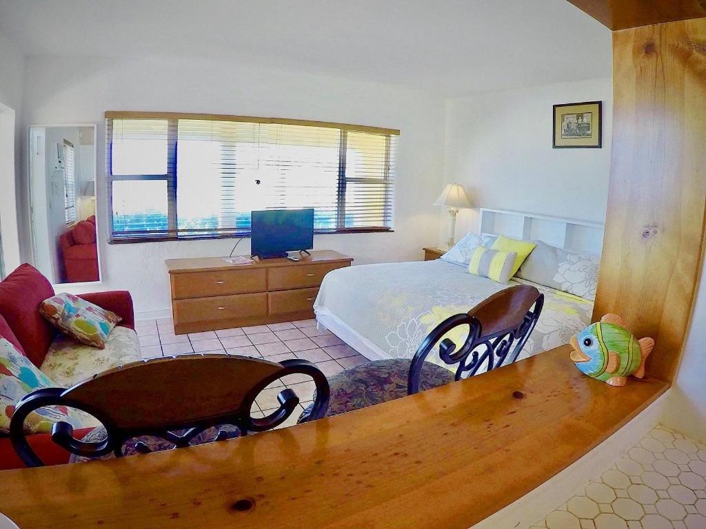 Hotel Ebb Tide Pompano Beach