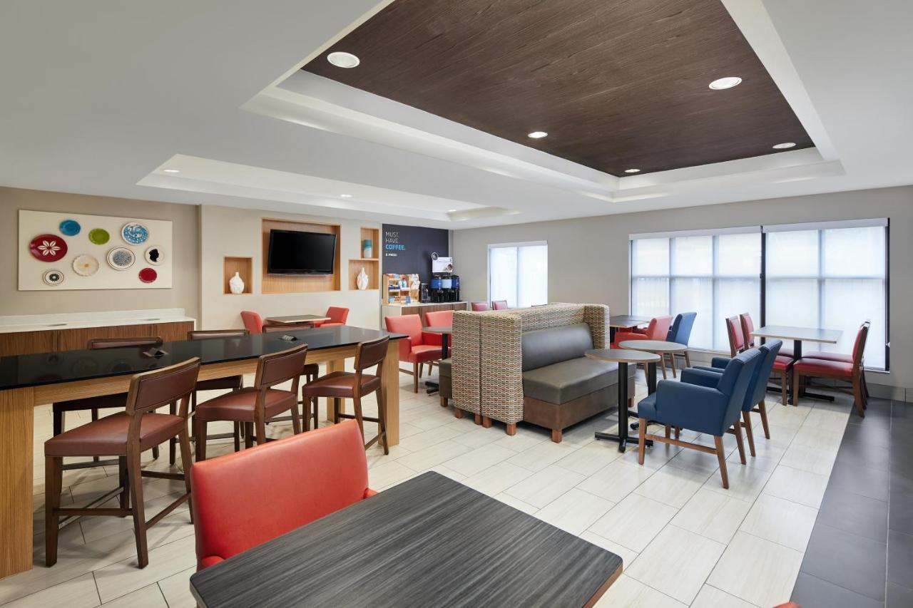 Express & Pensacola-west Navy Base By Ihg Hotel