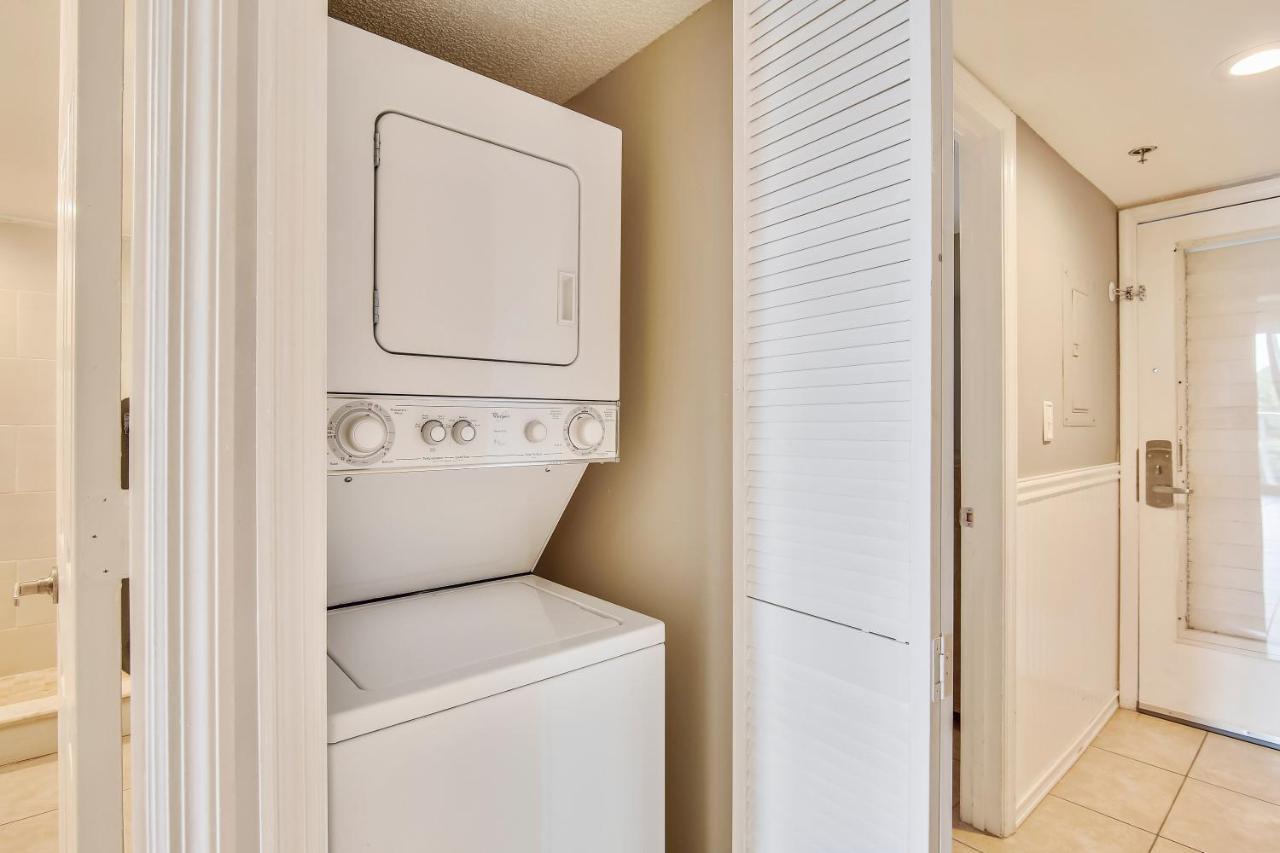 Apartment Ocean Pointe At *